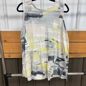 Tek Gear Gray and Yellow Abstract Tank Top